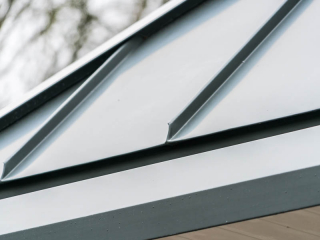 De zinksystemen bij dak- en gevelbekleding