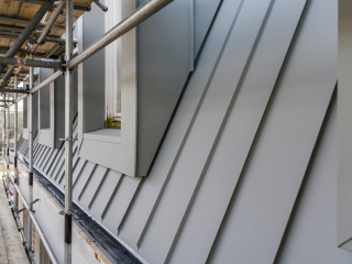 <h1>Dakrenovatie Hellevoetsluis</h1>