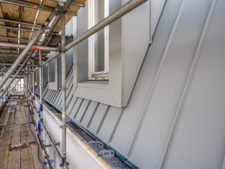 <h1>Dakrenovatie Hellevoetsluis</h1>