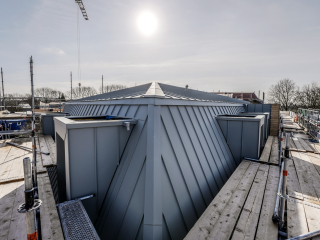 <h1>Dakrenovatie Hellevoetsluis</h1>