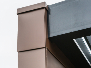 <h1>Gevelbekleding Gepatineerd zink</h1>