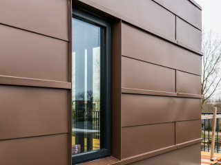 <h1>Gevelbekleding Gepatineerd zink</h1>