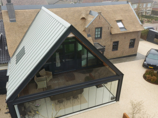 <h1>Aluminium op aanbouw in Eemdijk</h1>